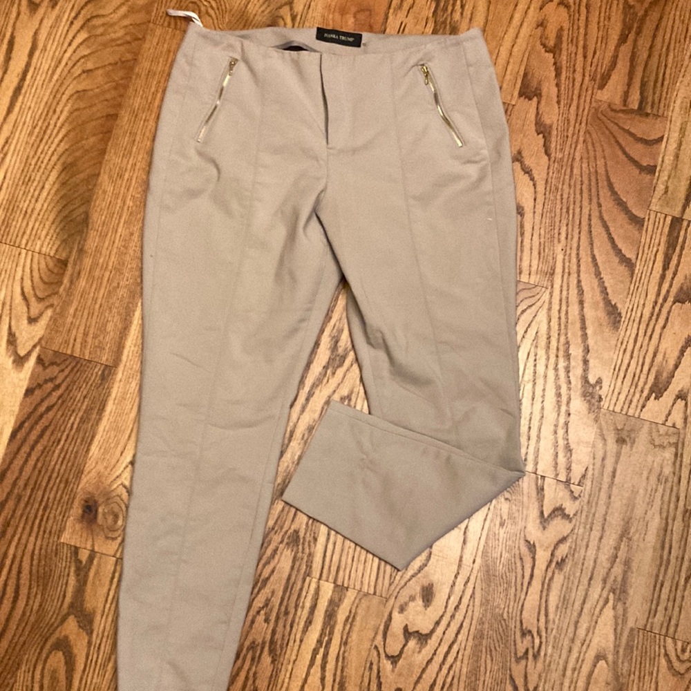 Ivanka Trump ankle pant